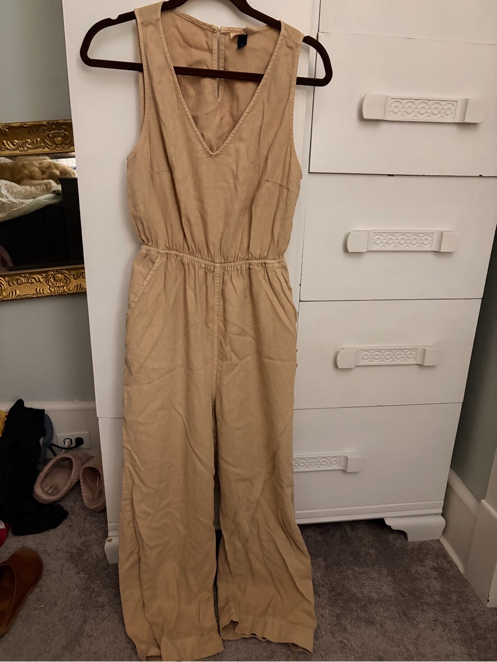 Universal Thread Tan Sleeveless V-Neck Wide-Leg Jumpsuit